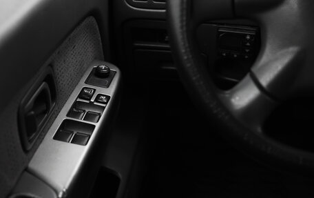 Nissan NP300, 2012 год, 1 340 000 рублей, 10 фотография
