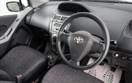 Toyota Vitz, 2010 год, 679 000 рублей, 9 фотография