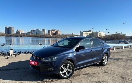 Volkswagen Polo VI (EU Market), 2013 год, 870 000 рублей, 1 фотография