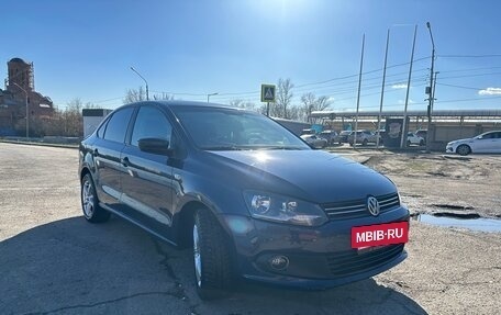 Volkswagen Polo VI (EU Market), 2013 год, 870 000 рублей, 2 фотография