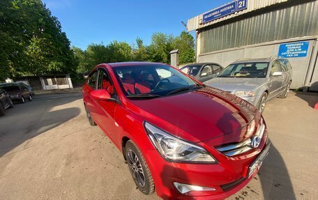 Hyundai Solaris II рестайлинг, 2015 год, 1 500 000 рублей, 2 фотография