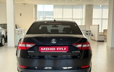 Skoda Superb III рестайлинг, 2019 год, 1 550 000 рублей, 7 фотография