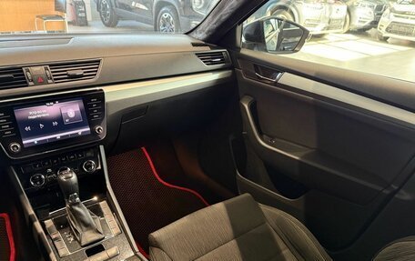 Skoda Superb III рестайлинг, 2019 год, 1 550 000 рублей, 22 фотография