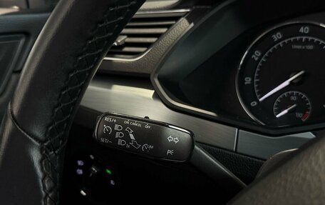 Skoda Superb III рестайлинг, 2019 год, 1 550 000 рублей, 30 фотография