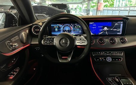Mercedes-Benz E-Класс, 2020 год, 4 150 000 рублей, 15 фотография