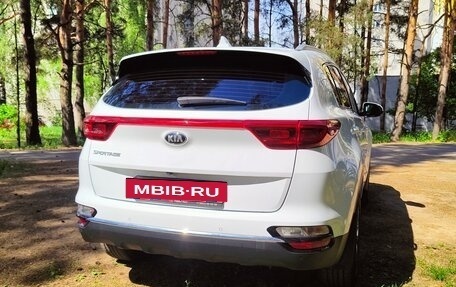 KIA Sportage IV рестайлинг, 2018 год, 2 440 000 рублей, 8 фотография
