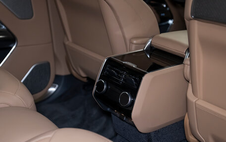 Land Rover Range Rover IV рестайлинг, 2024 год, 24 990 000 рублей, 28 фотография
