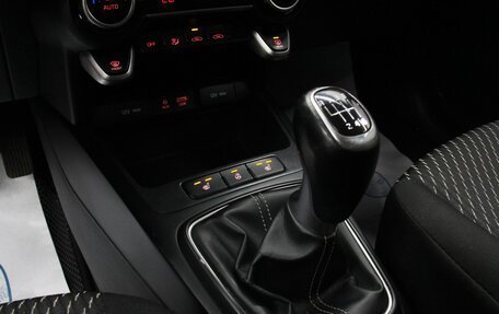 KIA Rio IV, 2018 год, 1 317 000 рублей, 18 фотография