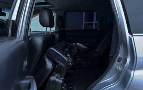 Mitsubishi Outlander III рестайлинг 3, 2008 год, 855 000 рублей, 11 фотография