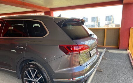 Volkswagen Touareg III, 2020 год, 6 200 000 рублей, 3 фотография