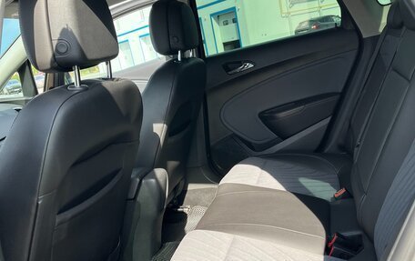 Opel Astra J, 2013 год, 920 000 рублей, 10 фотография