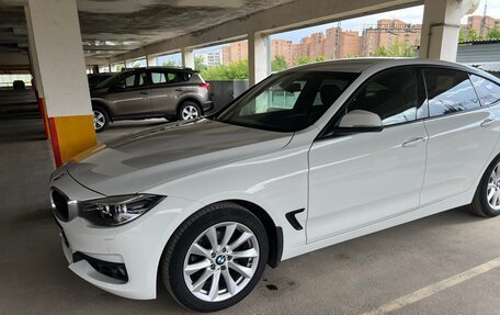 BMW 3 серия, 2018 год, 3 050 000 рублей, 7 фотография
