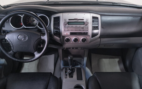 Toyota Tacoma III, 2008 год, 3 099 000 рублей, 10 фотография
