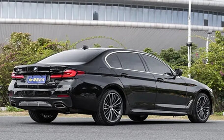 BMW 5 серия, 2022 год, 3 992 000 рублей, 3 фотография