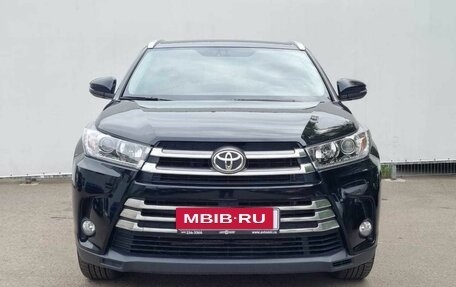 Toyota Highlander III, 2019 год, 4 700 000 рублей, 2 фотография