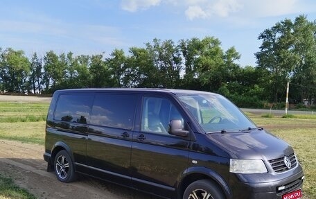 Volkswagen Caravelle T5, 2006 год, 1 700 000 рублей, 1 фотография
