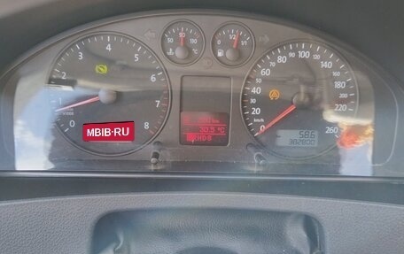Volkswagen Caravelle T5, 2006 год, 1 700 000 рублей, 11 фотография