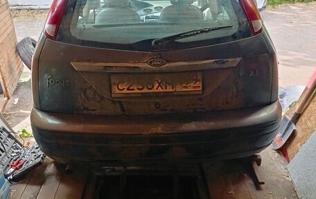 Ford Focus IV, 2001 год, 150 000 рублей, 3 фотография