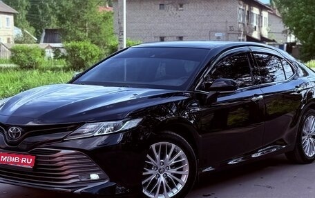 Toyota Camry, 2019 год, 2 437 000 рублей, 1 фотография
