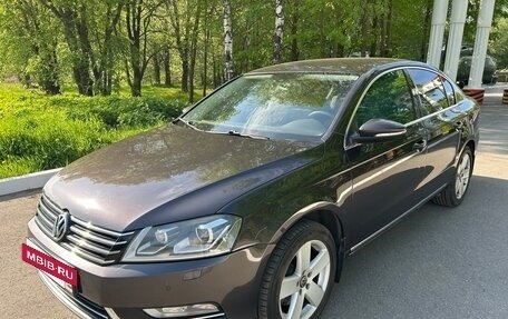 Volkswagen Passat B7, 2011 год, 1 100 000 рублей, 8 фотография