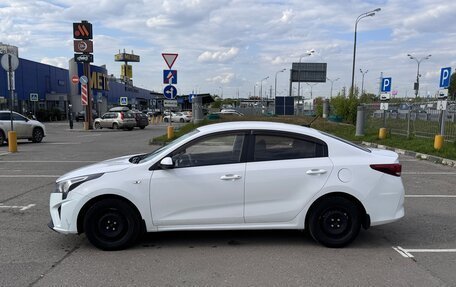 KIA Rio IV, 2021 год, 1 100 000 рублей, 3 фотография