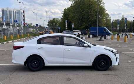 KIA Rio IV, 2021 год, 1 100 000 рублей, 5 фотография