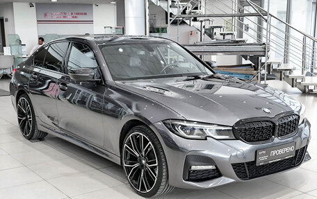BMW 3 серия, 2020 год, 3 950 000 рублей, 3 фотография