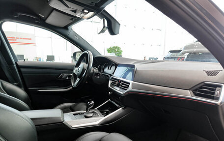 BMW 3 серия, 2020 год, 3 950 000 рублей, 13 фотография