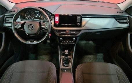 Skoda Rapid II, 2021 год, 1 399 000 рублей, 9 фотография