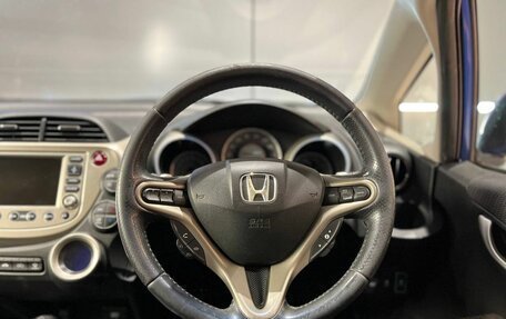 Honda Fit III, 2010 год, 895 000 рублей, 14 фотография