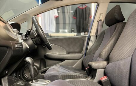 Honda Fit III, 2010 год, 895 000 рублей, 16 фотография