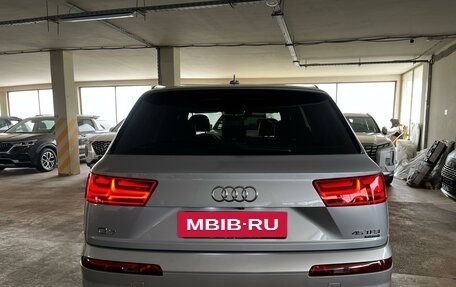 Audi Q7, 2019 год, 4 096 000 рублей, 11 фотография