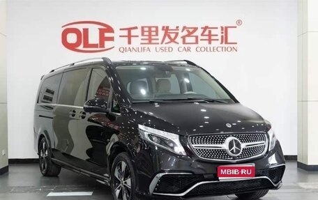 Mercedes-Benz Vito, 2021 год, 3 100 000 рублей, 1 фотография