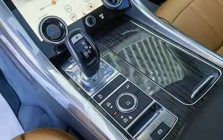 Land Rover Range Rover Sport II, 2022 год, 7 836 000 рублей, 10 фотография