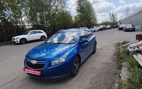 Chevrolet Cruze II, 2009 год, 540 000 рублей, 3 фотография