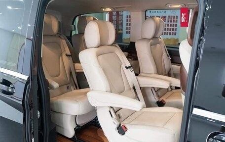 Mercedes-Benz Vito, 2021 год, 3 100 000 рублей, 14 фотография