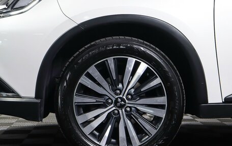 Mitsubishi Outlander III рестайлинг 3, 2019 год, 2 432 000 рублей, 28 фотография