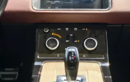 Land Rover Range Rover Evoque II, 2022 год, 3 053 000 рублей, 15 фотография
