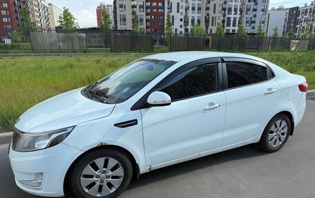 KIA Rio III рестайлинг, 2012 год, 600 000 рублей, 2 фотография