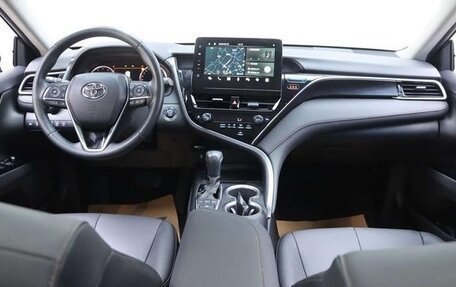 Toyota Camry, 2021 год, 2 637 000 рублей, 9 фотография