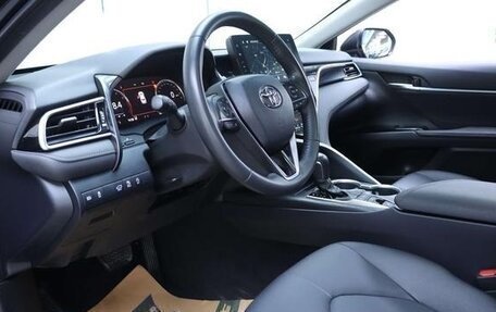 Toyota Camry, 2021 год, 2 637 000 рублей, 10 фотография