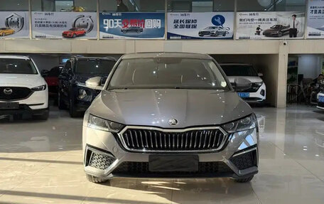 Skoda Octavia IV, 2022 год, 2 150 000 рублей, 2 фотография