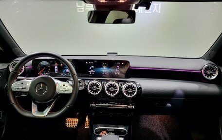 Mercedes-Benz A-Класс, 2022 год, 2 415 000 рублей, 7 фотография