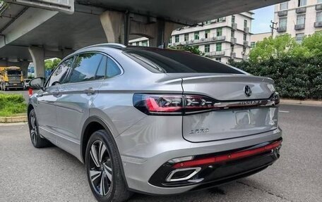 Volkswagen Tiguan II, 2021 год, 2 395 000 рублей, 4 фотография