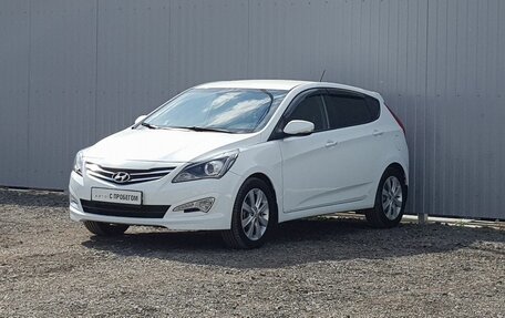 Hyundai Solaris II рестайлинг, 2015 год, 1 099 000 рублей, 2 фотография