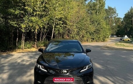 Toyota Camry, 2022 год, 3 300 000 рублей, 1 фотография