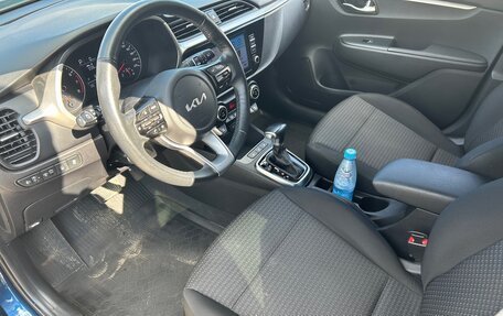 KIA Rio IV, 2022 год, 2 100 000 рублей, 10 фотография