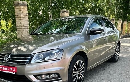 Volkswagen Passat B7, 2014 год, 1 490 000 рублей, 4 фотография