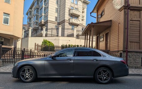 Mercedes-Benz E-Класс, 2019 год, 3 800 000 рублей, 5 фотография