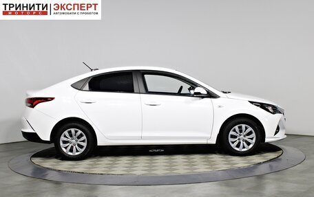 Hyundai Solaris II рестайлинг, 2022 год, 1 897 000 рублей, 4 фотография